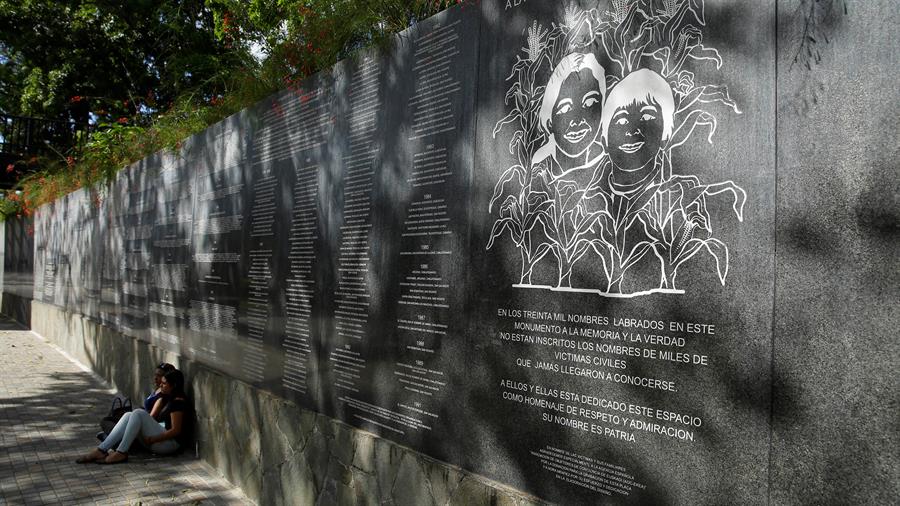 Silencio del Gobierno opaca 28 aniversario de fin de la guerra en El Salvador
