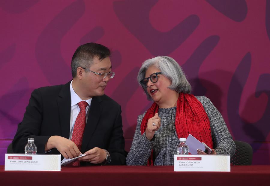 Bancos de China prestan USD 600 millones a México para nueva refinería
