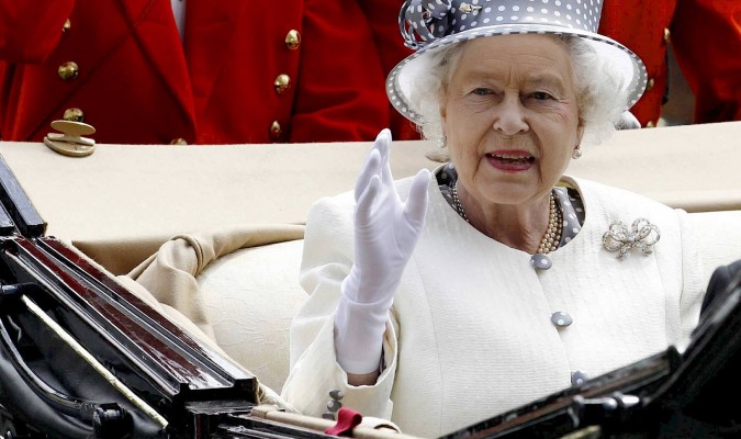 Isabel II convocó reunión sobre futuro de Enrique y Meghan