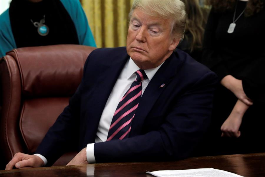 FBI visita la casa de un donante de Trump implicado en la trama ucraniana