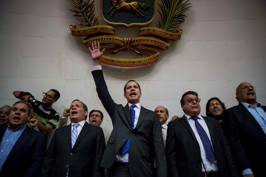 Guaidó llamó a movilizarse en rechazo a elecciones en Venezuela