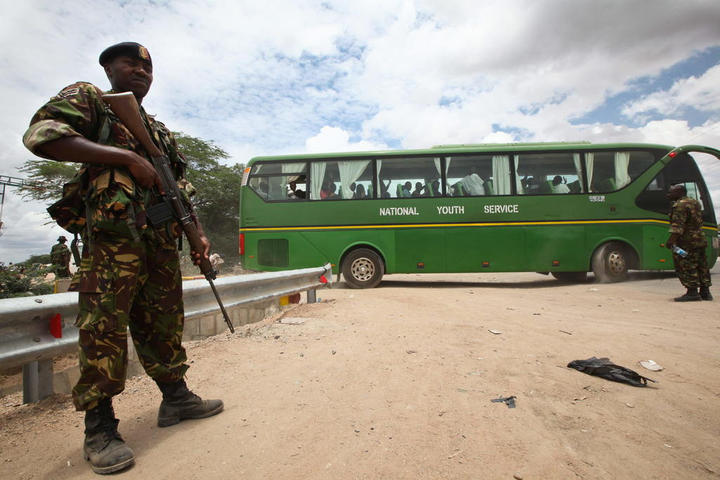 Al menos 3 muertos en un supuesto ataque de Al Shabab a un autobús en Kenia