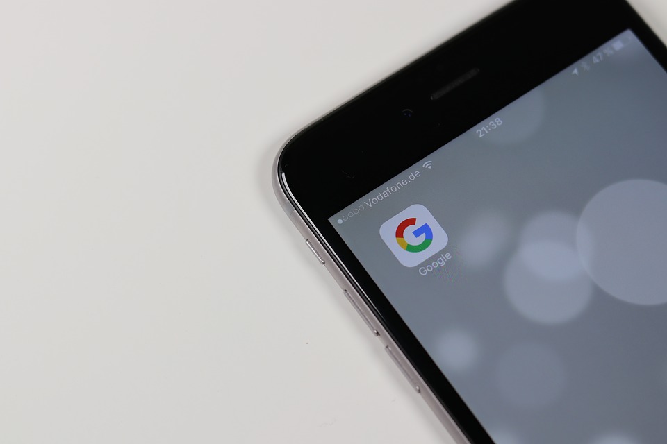 App permite a Policía identificar a casi cualquier persona en EEUU