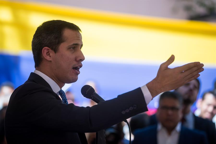 Guaidó convoca movilización hacia el Parlamento el 10 de marzo