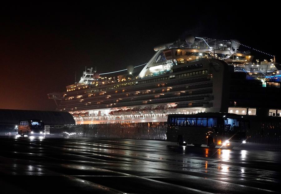 Mueren dos pasajeros del crucero Diamond Princess