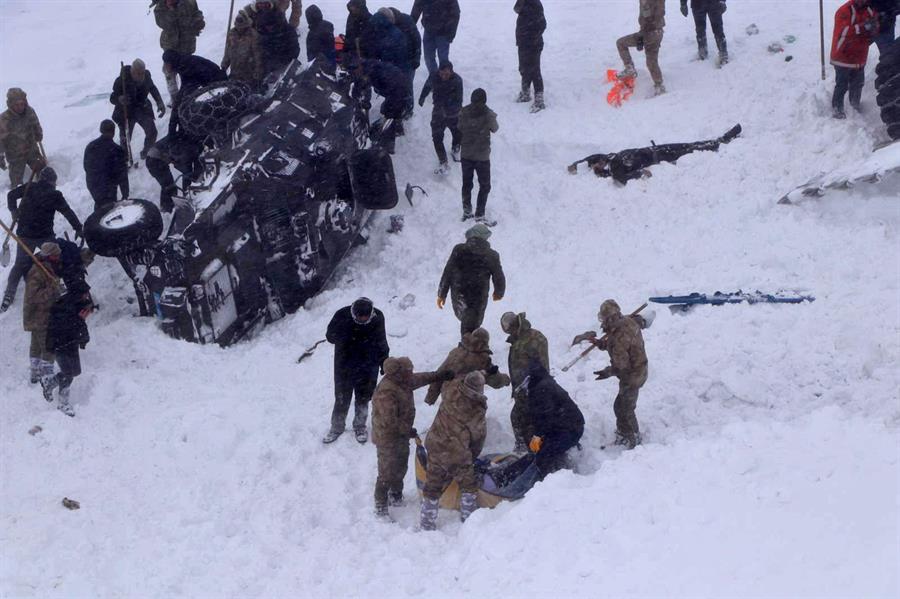 Se eleva a 38 la cifra de muertos por aludes en Turquía