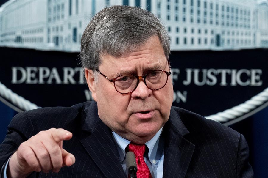 Fiscal William Barr podría dimitir por tuits de Trump