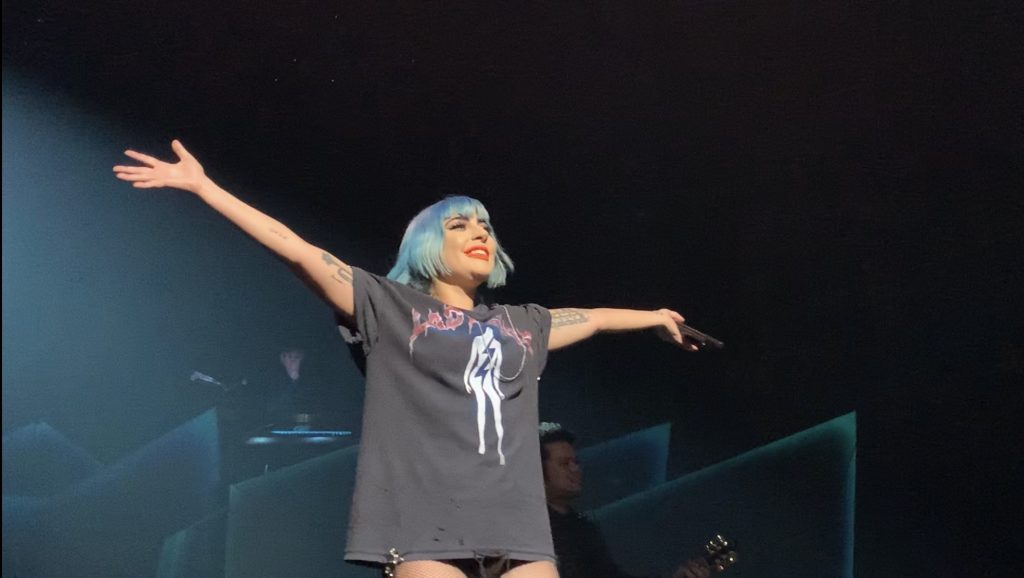 Lady Gaga presentó a su nuevo novio