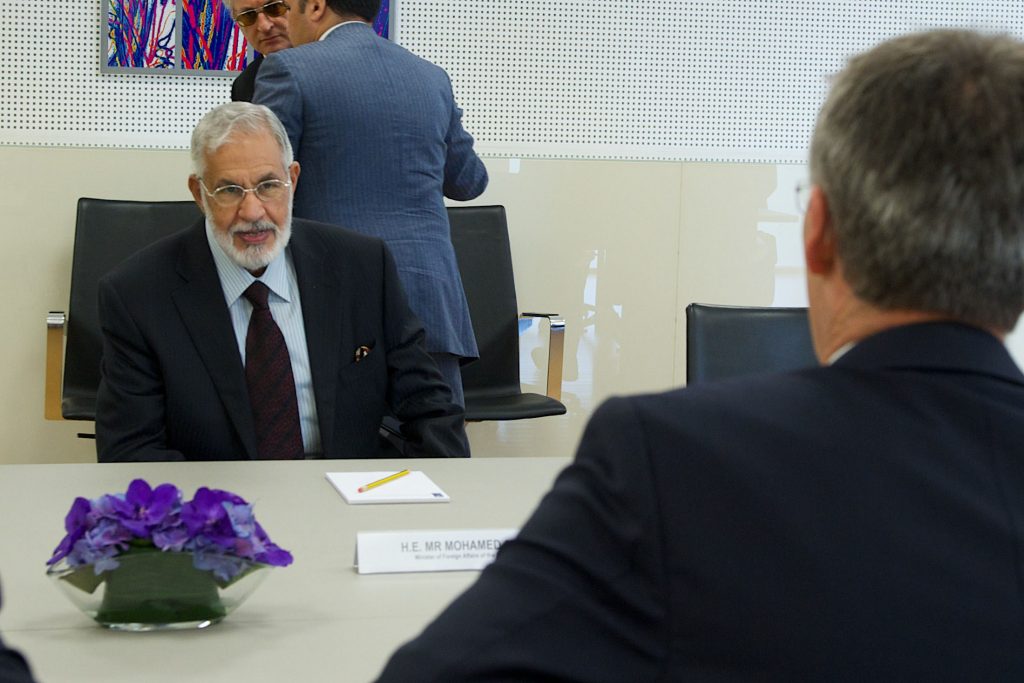 Trípoli acusa a EEUU de inacción y especulación con el petróleo libio