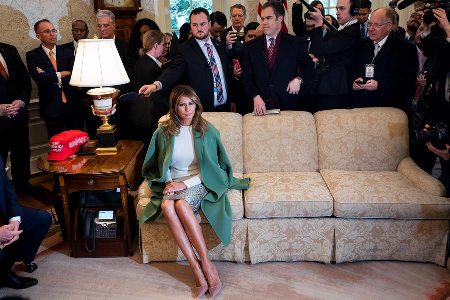 Primera dama Melania Trump recibe el premio "2020 Woman of Distinction"