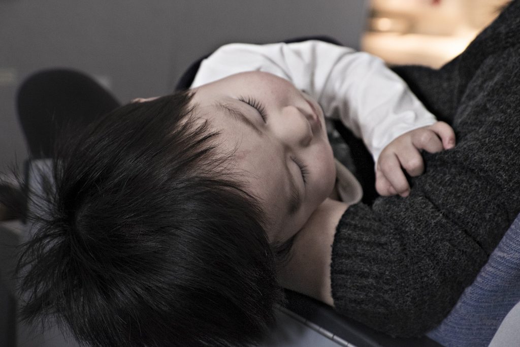 Confirman primer caso de bebé infectado con el coronavirus