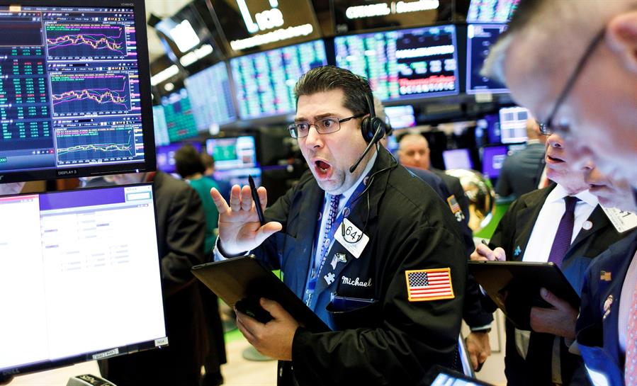 Wall Street se disparó 9 % tras declaración de emergencia nacional en EEUU
