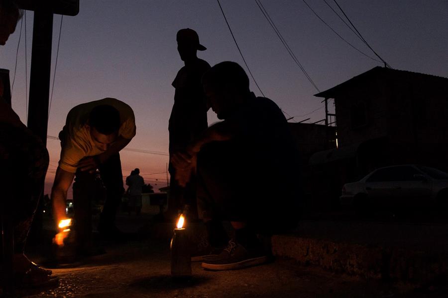 Un año del mega-apagón que encendió los nervios del venezolano