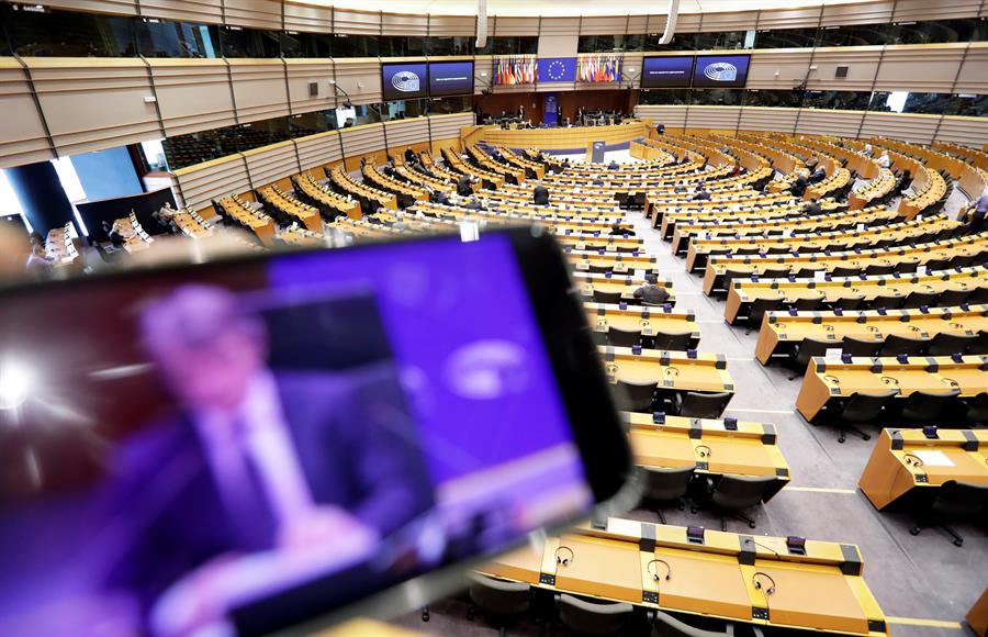 La UE pide a Venezuela que deje entrar ayuda humanitaria ante coronavirus