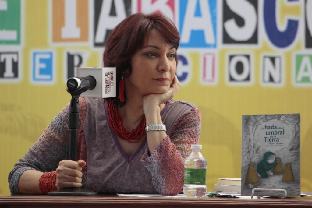Novela de la cubana Daína Chaviano gana premio en Florida