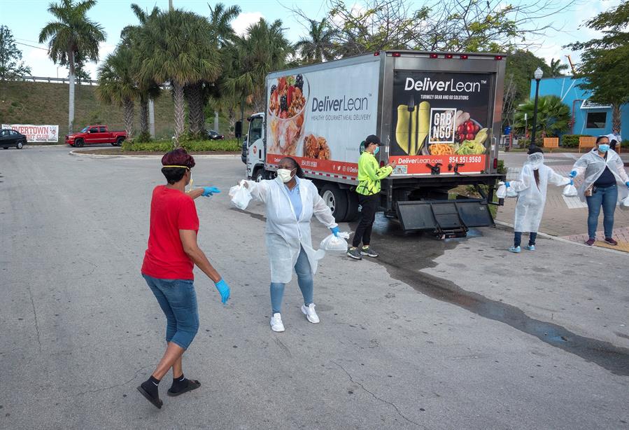 Muertes por COVID-19 en Florida ascienden a 823