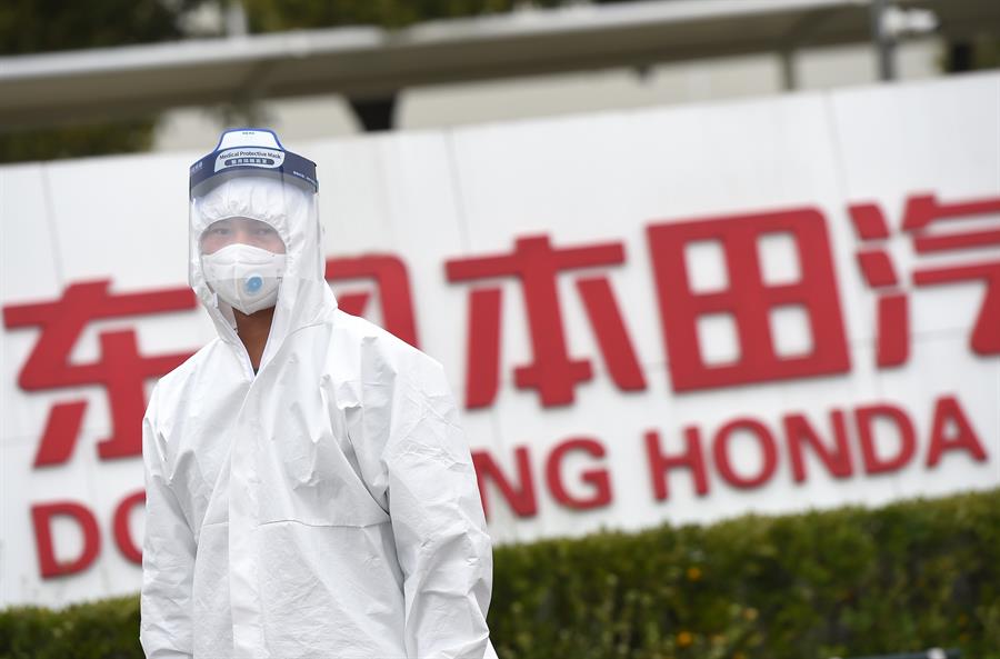China: 3 días sin contagios locales pero suben los "importados"