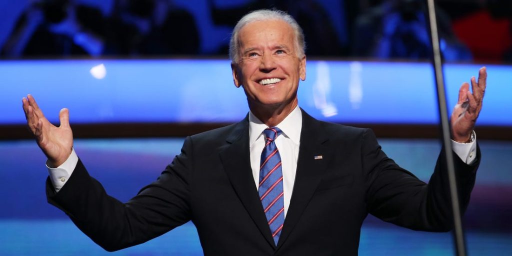 "Here's the deal": el podcast con el que Biden impulsa su campaña electoral