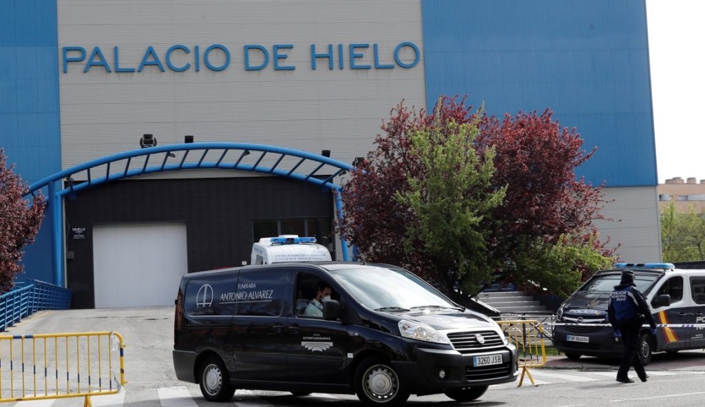 Servicios fúnebres colapsan en España