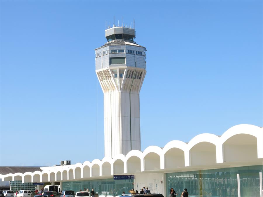 Falsa alarma por amenaza de bomba a bordo de un avión en Puerto Rico