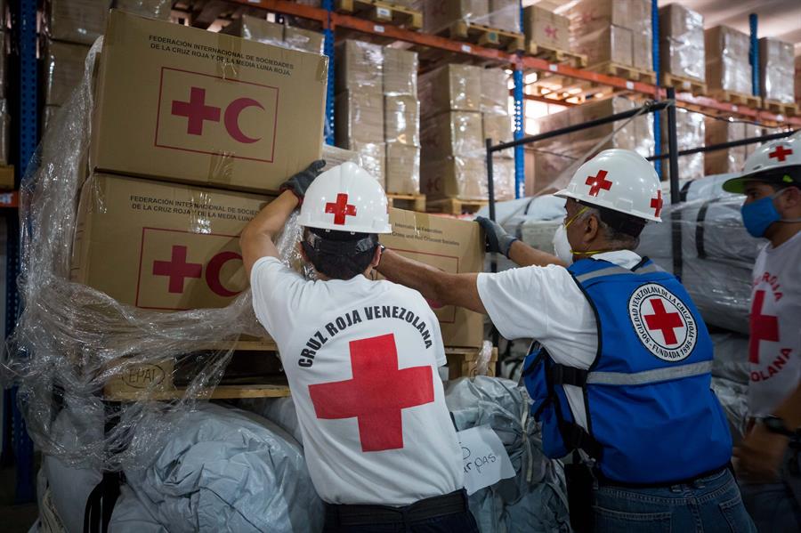Cruz Roja entrega 46 toneladas de ayuda a Venezuela para frenar el COVID-19