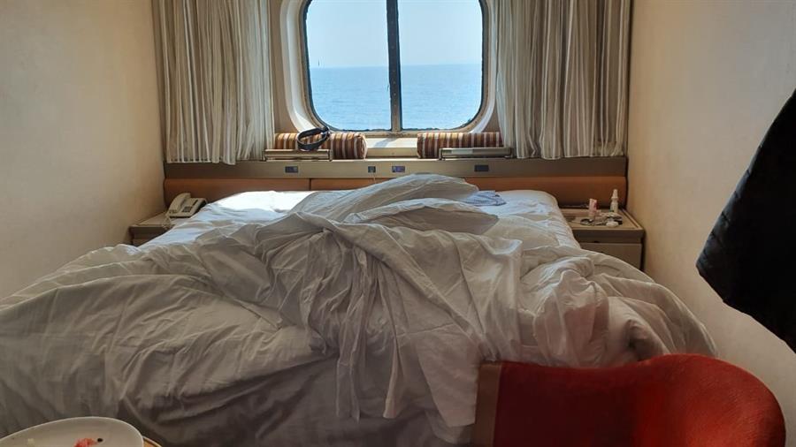 Llegan a Florida los dos cruceros con enfermos de COVID-19