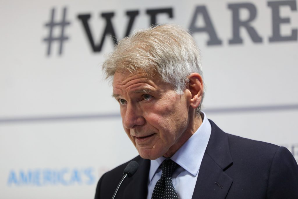 Investigan a Harrison Ford por otro incidente pilotando su avioneta