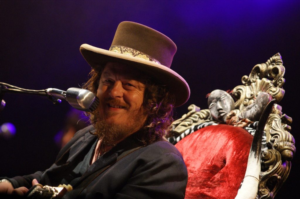 El canto de esperanza de Zucchero por el Día de la Tierra