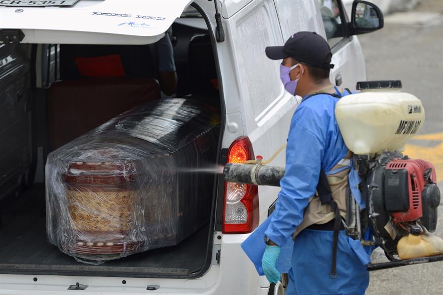 Cuatro periodistas mueren en Ecuador por COVID-19