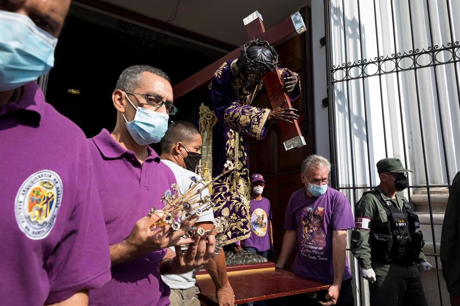 Caracas apela al Nazareno al que rezó contra la peste para frenar el COVID-19