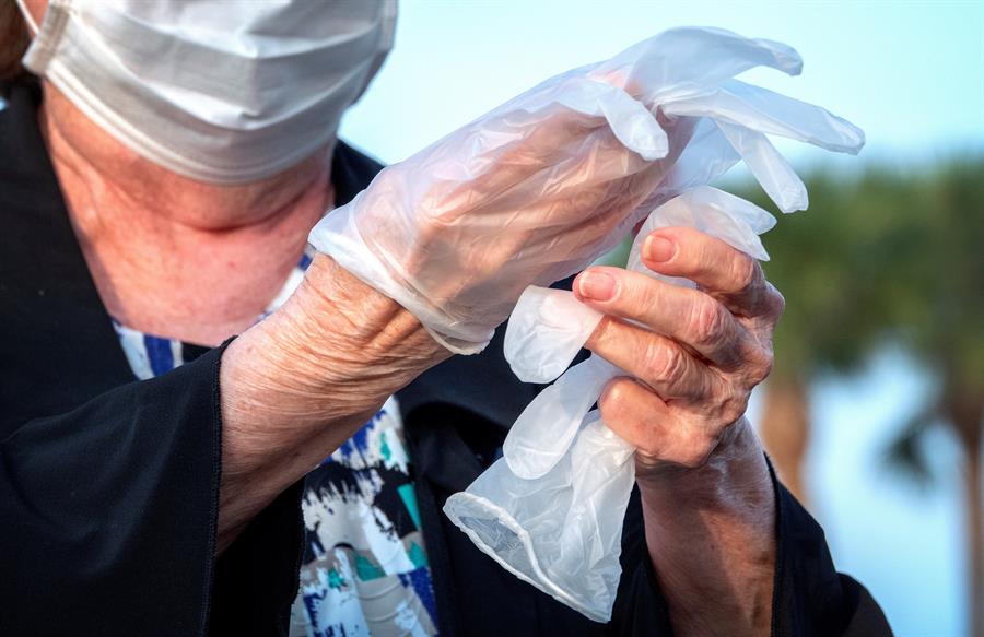 Florida, con 32.138 casos y más de mil muertes, hará más test de anticuerpos