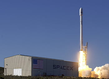 Primera misión tripulada de la NASA y SpaceX despegará en mayo