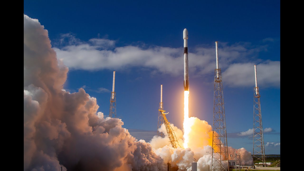 SpaceX envía al espacio 60 satélites para su red de alta velocidad - 15 ...