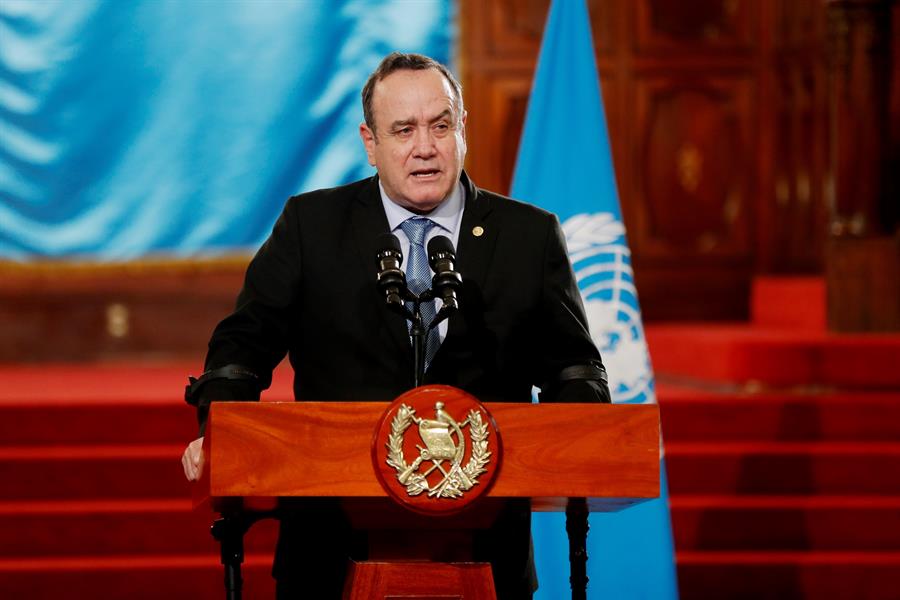 EEUU manifiesta su compromiso con Guatemala tras críticas de Giammattei