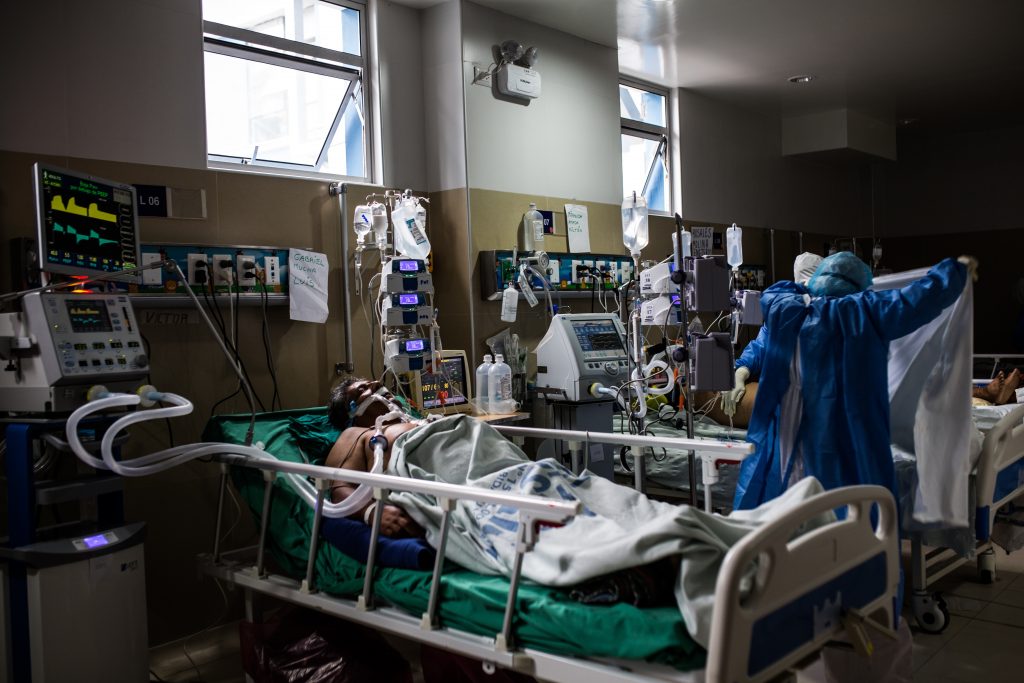 Derrames cerebrales son más graves en pacientes con COVID-19