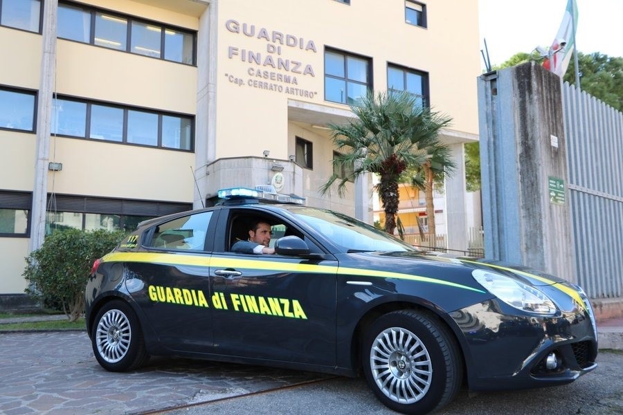 Más de 90 detenidos en operación contra la mafia en Italia