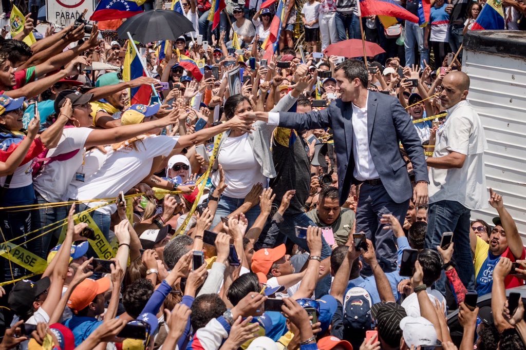 Otorgan un voto de confianza a Guaidó e insisten en el Gobierno de Emergencia