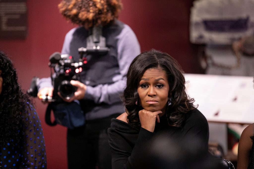 Seguir a Michelle Obama, el encargo que tuvo Nadia Hallgren