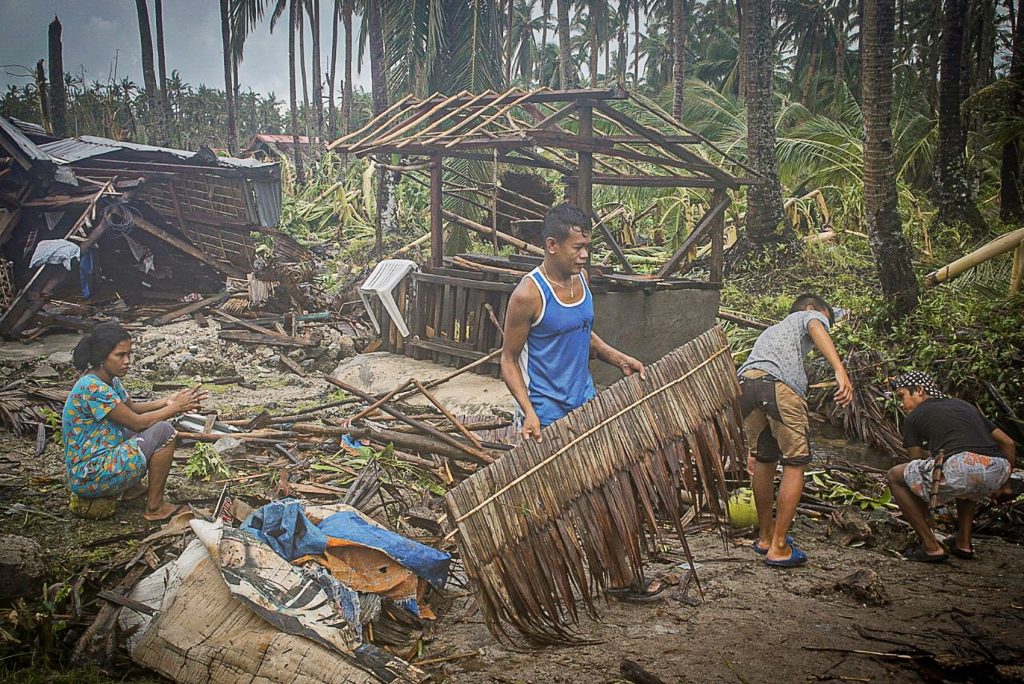 En imágenes: tifón Vongfong deja su huella en Filipinas