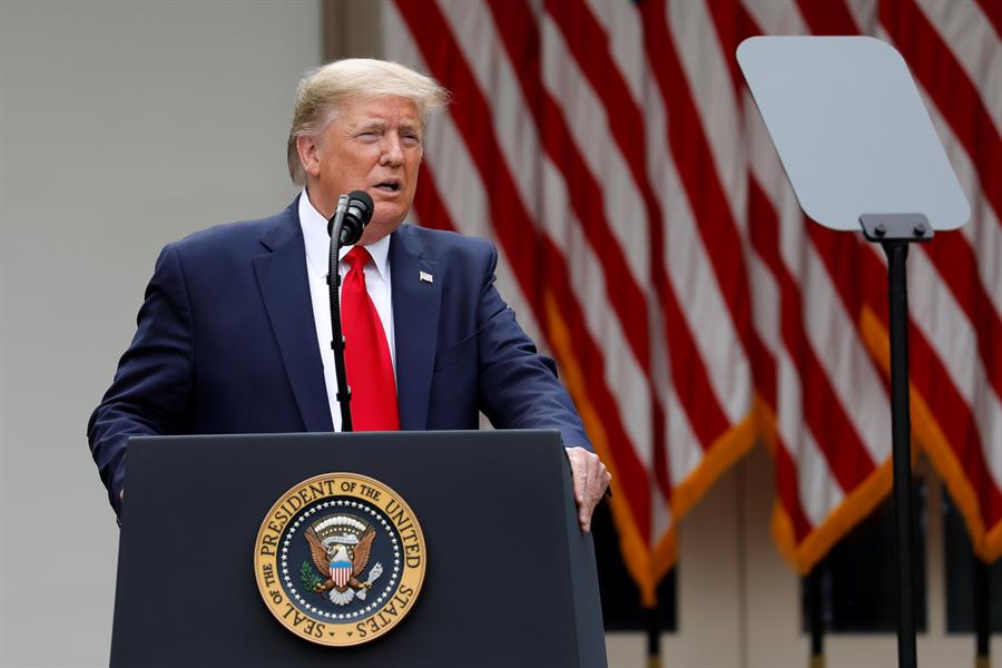 Trump insinúa que no quiso llamar a disparar contra manifestantes de Minesota
