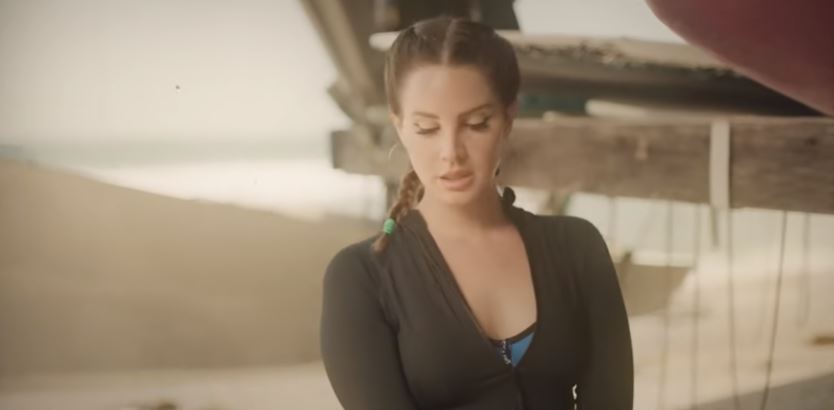Lana del Rey desata polémica al anunciar nuevo disco