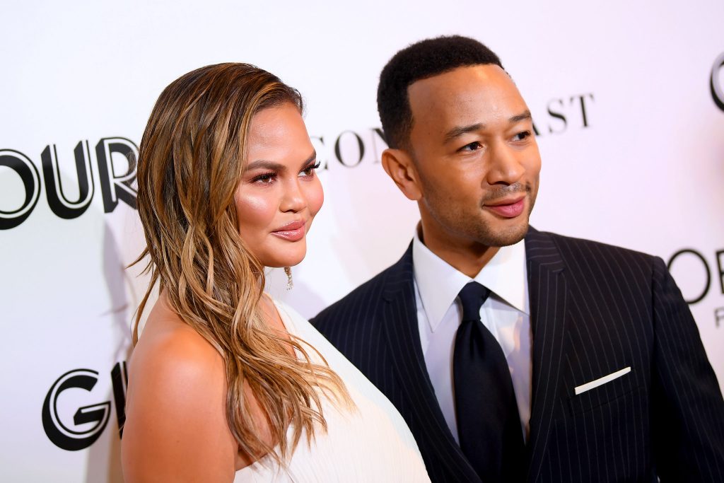 John Legend invita a Mau y Ricky a colaborar en el remix de "Bigger Love"