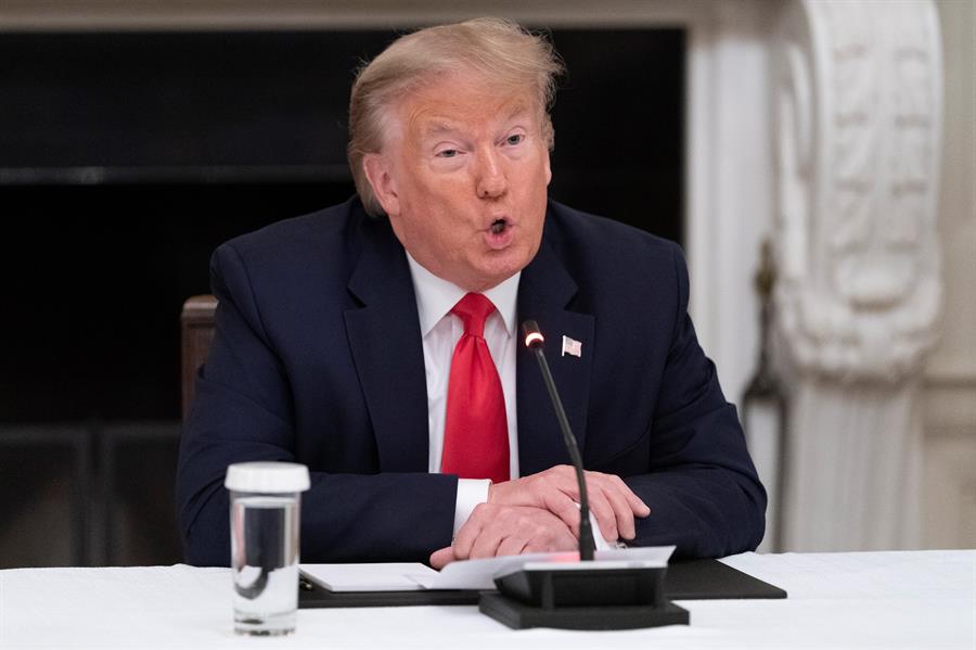 Trump insiste en que no fue informado sobre supuestos pagos rusos a milicias