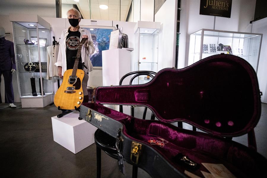 ¡Subasta histórica! Venden guitarra de Kurt Cobain por US$ 6 millones
