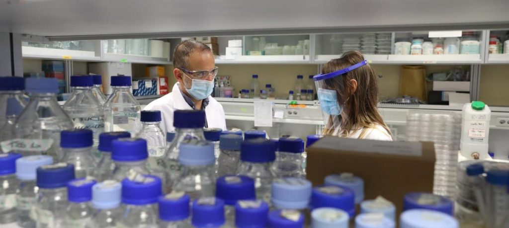 EEUU suspende la hidroxicloroquina en pacientes con COVID-19