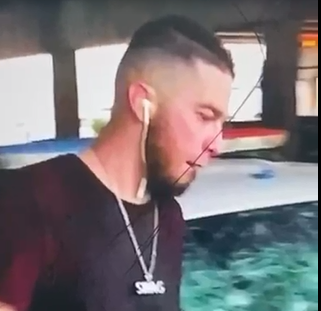 Identifican a sospechoso de quemar patrulla en Miami