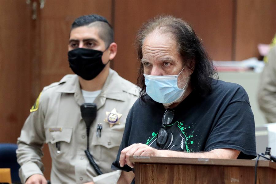 Actor porno Ron Jeremy será juzgado por cargos de violación contra 4 mujeres