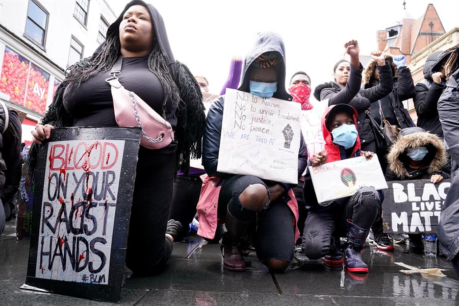 Leicester también se sumó a la protesta "Black Lives Matter"