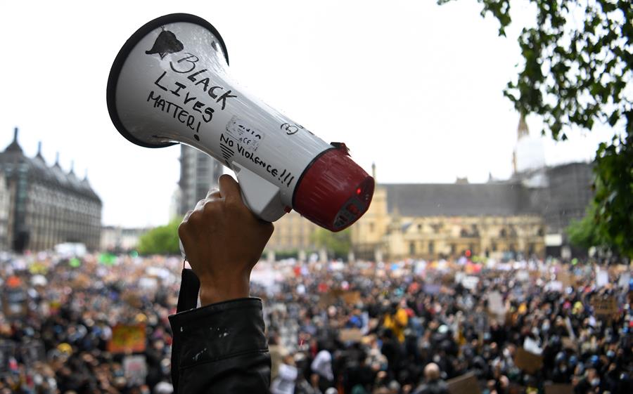 La movilización Black Lives Matter congregó a miles de personas en Londres