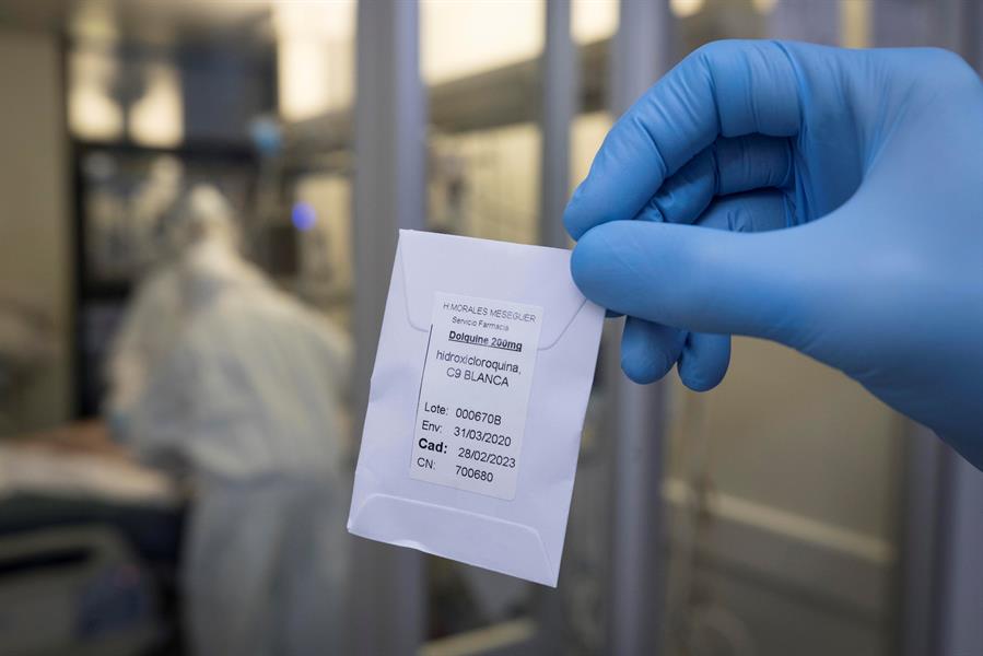 Revocan permiso para uso de urgencia de hidroxicloroquina